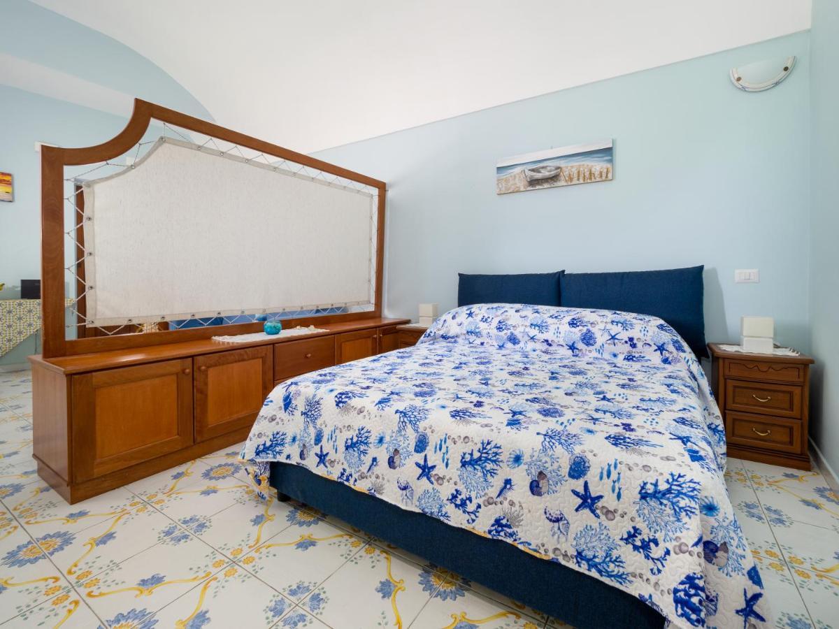 Casa Mariarosa - Seaside Apartment With Balcony ピアーノ・ディ・ソッレント エクステリア 写真