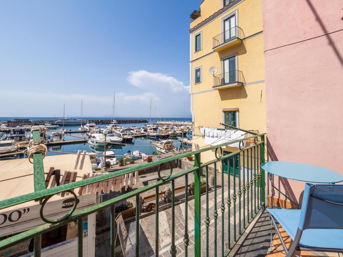 Casa Mariarosa - Seaside Apartment With Balcony ピアーノ・ディ・ソッレント エクステリア 写真